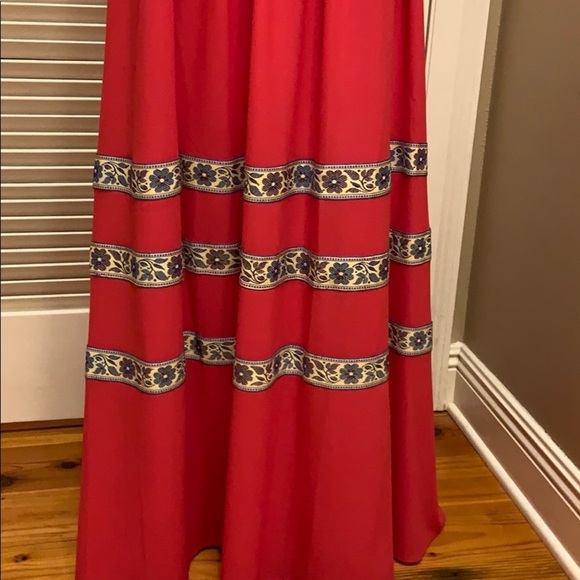 14. Belle Badgley Mischka Francine Dress - Picture 7 of 16